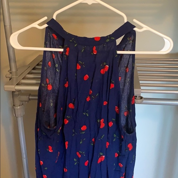 Top - Picture 4 of 4